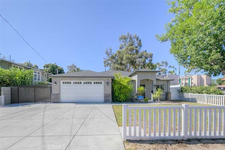 150 E 47th St Long Beach, CA 90805