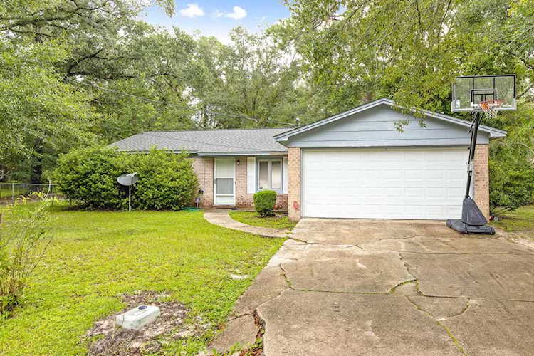 5681 Doonesbury Way Tallahassee, FL 32303