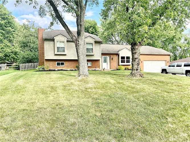 8760 Castlecreek Drive Centerville, OH 45458 | MLS 870735 Photo 1