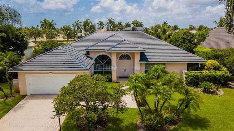 17577 Scarsdale Way Boca Raton, FL 33496