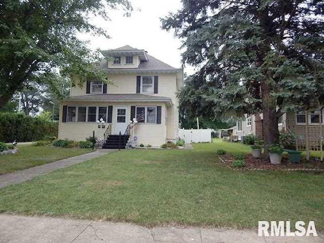 1020 Washington St Pekin, IL 61554