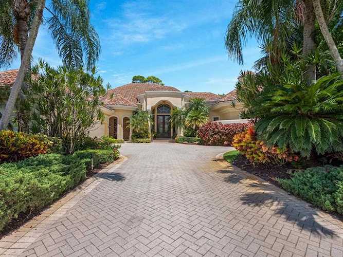50 St. George Place Palm Beach Gardens, FL 33418
