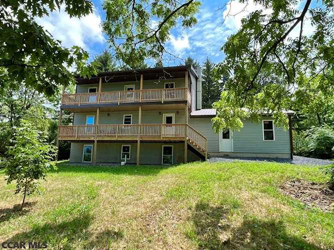 214 Beachnut Street Pine Grove Mills, PA 16868