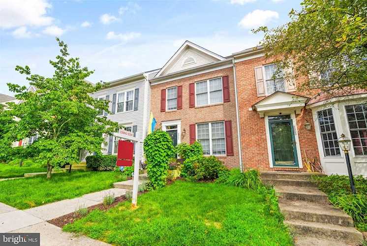 8901 Stable Forest Place Bristow, VA 20136 | MLS VAPW2035122 Photo 1