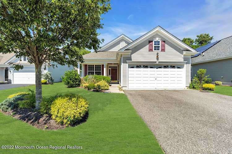 65 Chesterfield Dr Jackson, NJ 08527 | MLS 22225274 Photo 1