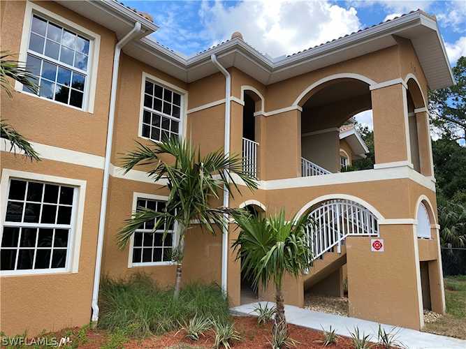 1131 Winding Pines Cir #203 Cape Coral, FL 33909