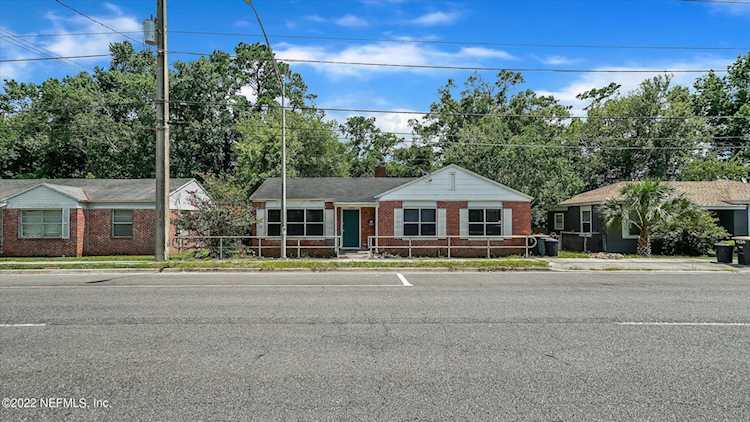 4688 Timuquana Rd Jacksonville, FL 32210