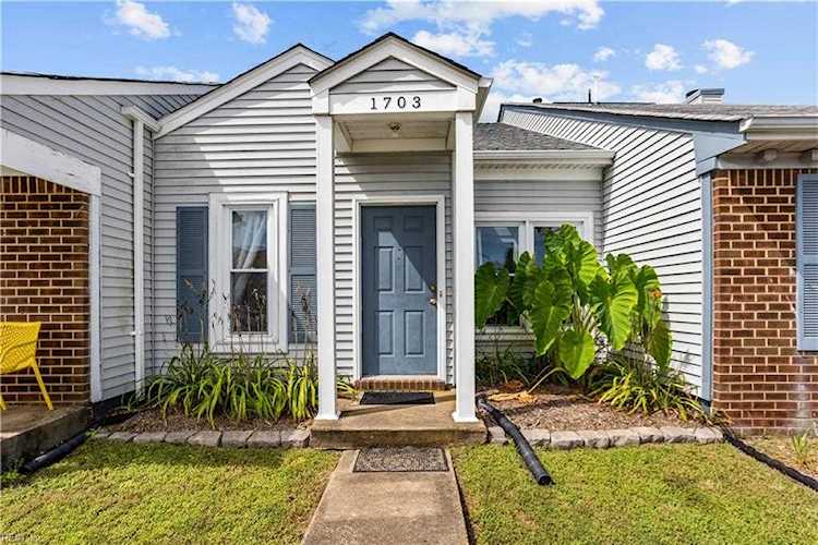 1703 Sword Dancer Dr Virginia Beach, VA 23454 | MLS 10452615 Photo 1