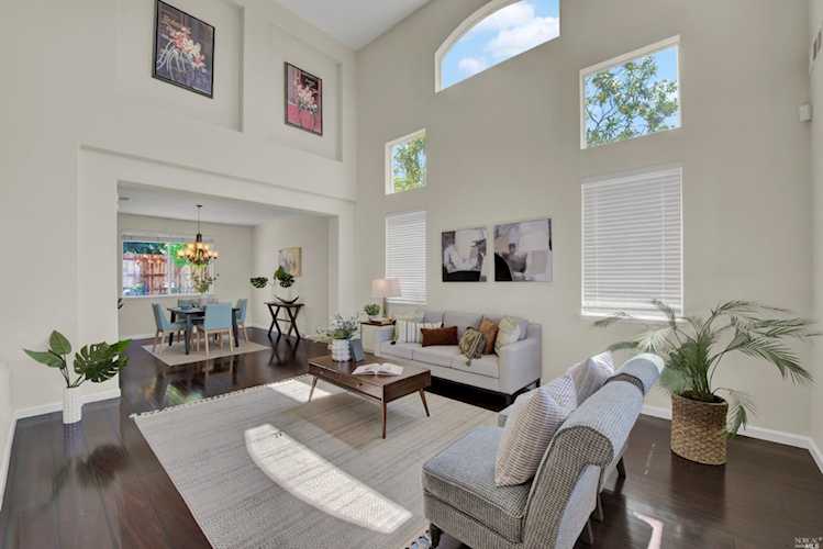 3266 Vista Del Lago Way Fairfield, CA 94533