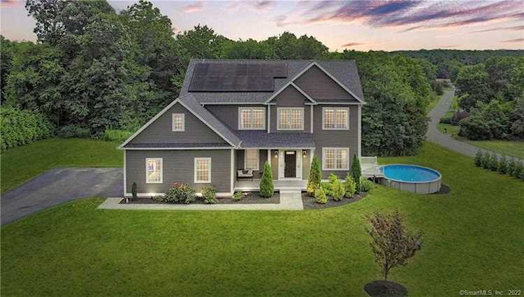 10 Kyle Joseph Terrace Prospect, CT 06712