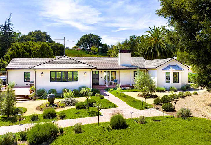985 Las Palmas Dr Santa Barbara, CA 93110 | MLS 22-2808 Photo 1