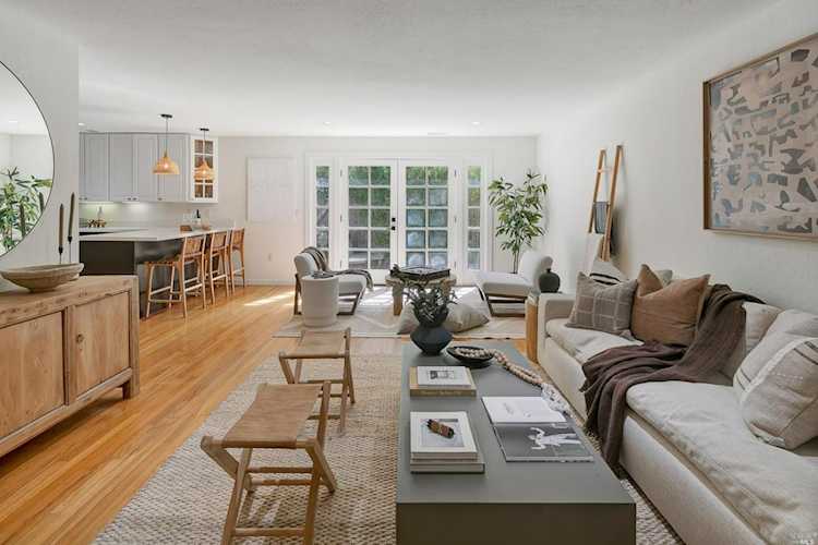 13 Buccaneer Court Corte Madera, CA 94925