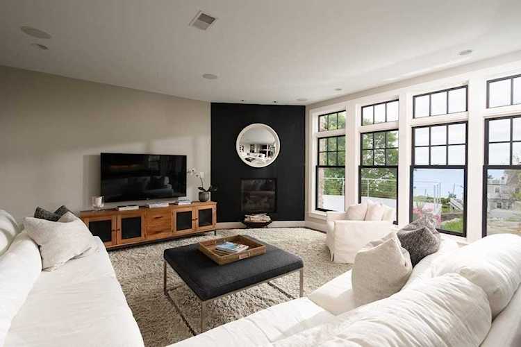 17 Jerusalem Ln Cohasset, MA 02025