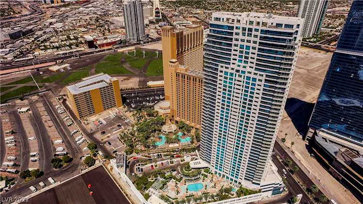 2700 Las Vegas Blvd #1802 Las Vegas, NV 89109