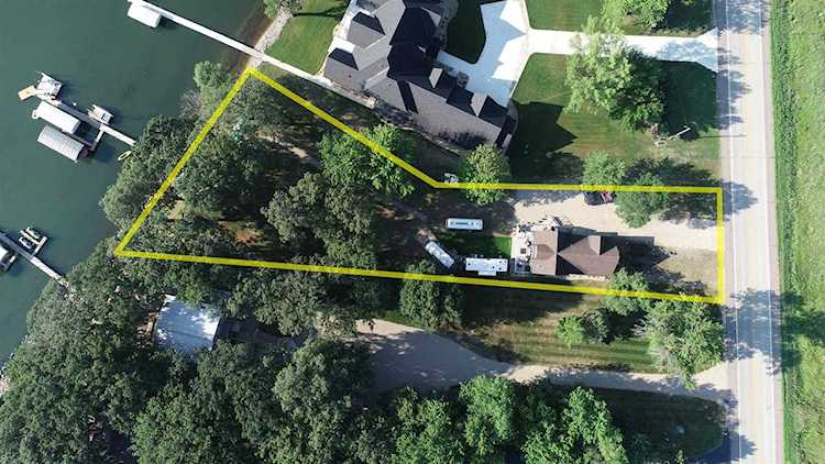 11210 240th Ave Spirit Lake, IA 51360