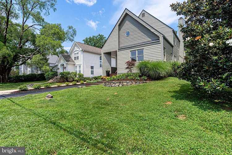 1431 Cedar Ave Mclean, VA 22101 | MLS VAFX2076882 Photo 1