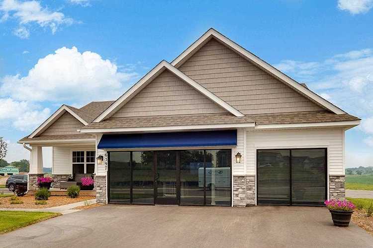 6397 Jasmine Avenue S Cottage Grove, MN 55016
