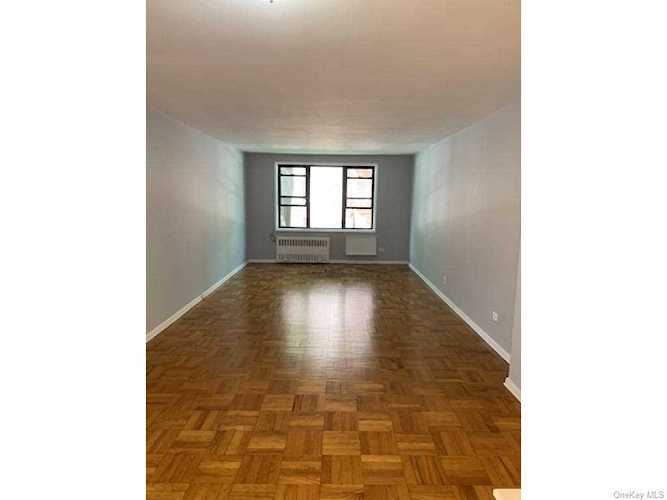 6495 Broadway #2N Bronx, NY 10471