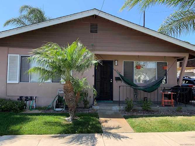 1214 2Nd St Coronado, CA 92118