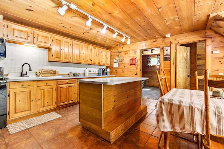 100 Flagg Rd Rochester, NH 03839 | MLS 4918185 Photo 1