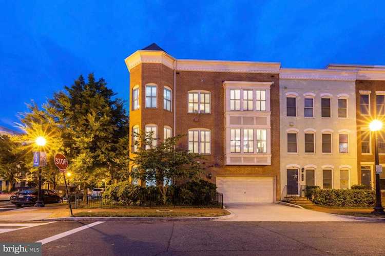 1001 4th St SE Washington, DC 20003 | MLS DCDC2058560 Photo 1