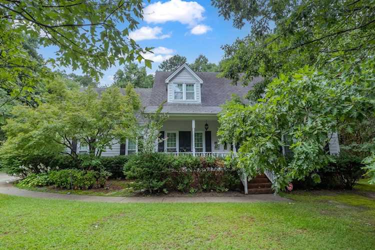 157 Peach Orchard Drive Benson, NC 27504