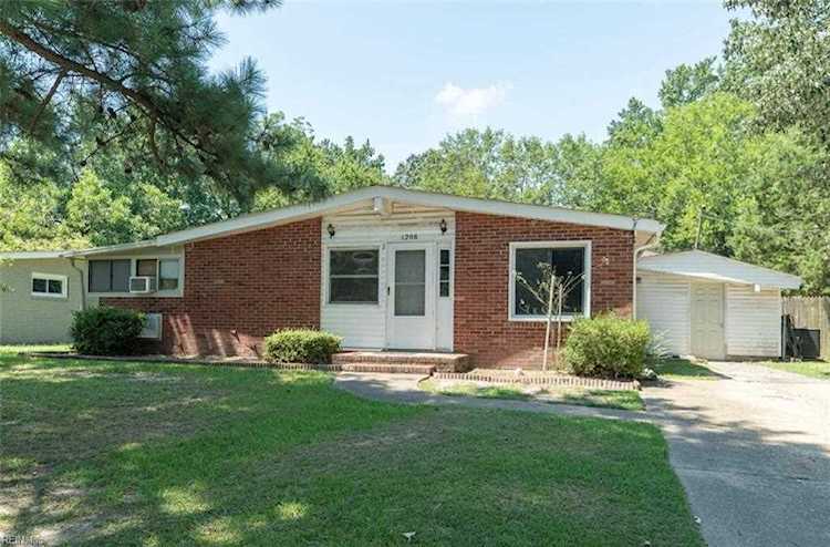1206 Macdonald Rd Chesapeake, VA 23325 home for sale, MLS#10453493 - Crescas Real Estate Photo 1