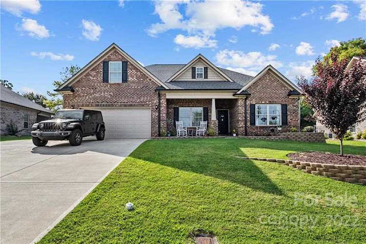 5404 Roberta Meadows Ct in Concord, NC Photo 1