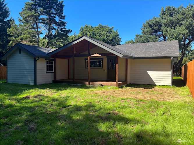 1510 143rd Place Long Beach, WA 98631