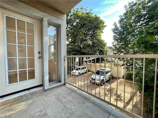 1824 E 17th St #B2 Brooklyn, NY 11229