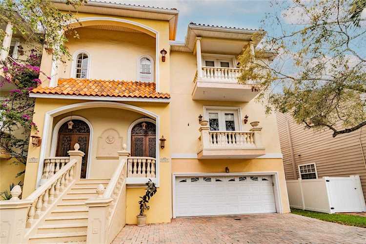 2529 W Maryland Ave Tampa, FL 33629
