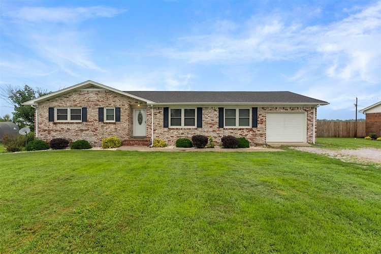 4768 Lewisburg Road Russellville, KY 42276 | MLS RA20223577 Photo 1