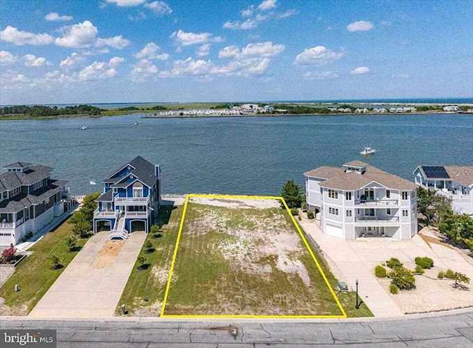 5 S Shore Dr North Bethany, DE 19930