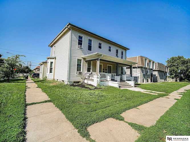 2100 F St Lincoln, NE 68510 | MLS 22216526 Photo 1