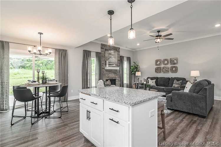 2796 Abby Woods Dr Jeffersonville, IN 47130 MLS 2022010378