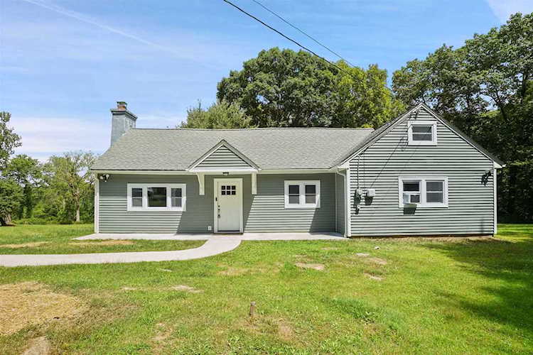 18 Anderson Road Pawling, NY 12564 | Val Kerr Team Photo 1