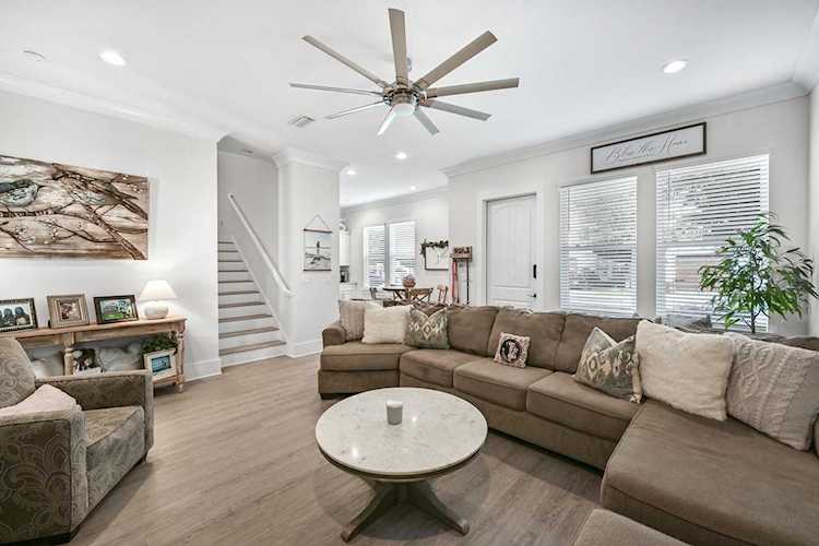 995 Airport Road #UNIT 13 Destin, FL 32541