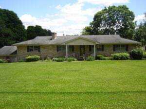 3339 Huntertown Rd Versailles, KY 40383