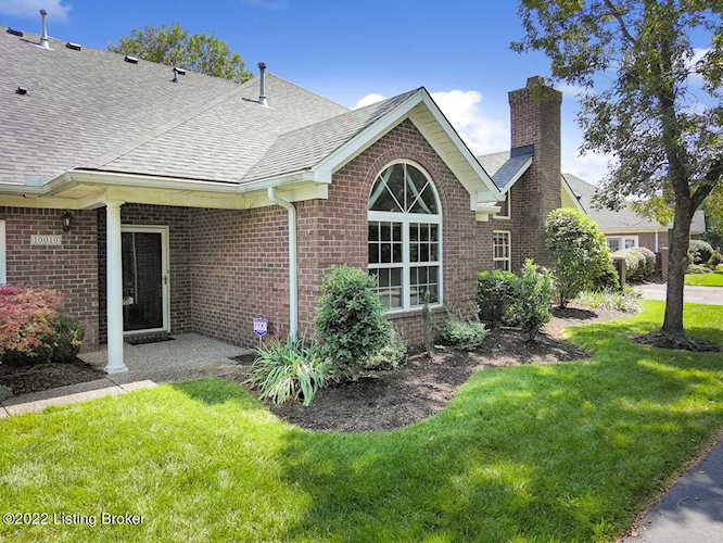 10010 Brownsboro Gardens Cir Louisville, KY 40241