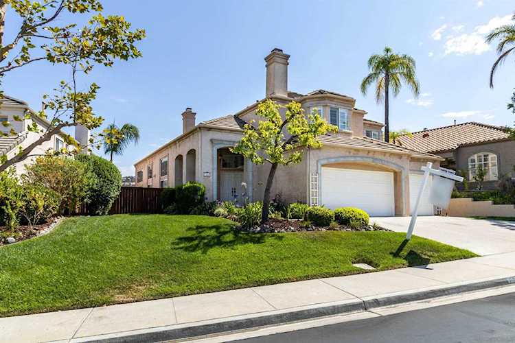 2158 View Crest Glen Escondido, CA 92026