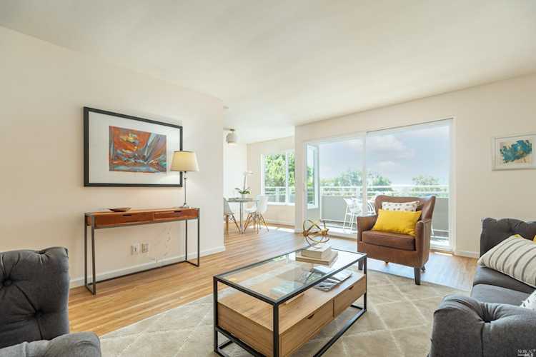 109 Pixley Avenue Corte Madera, CA 94925