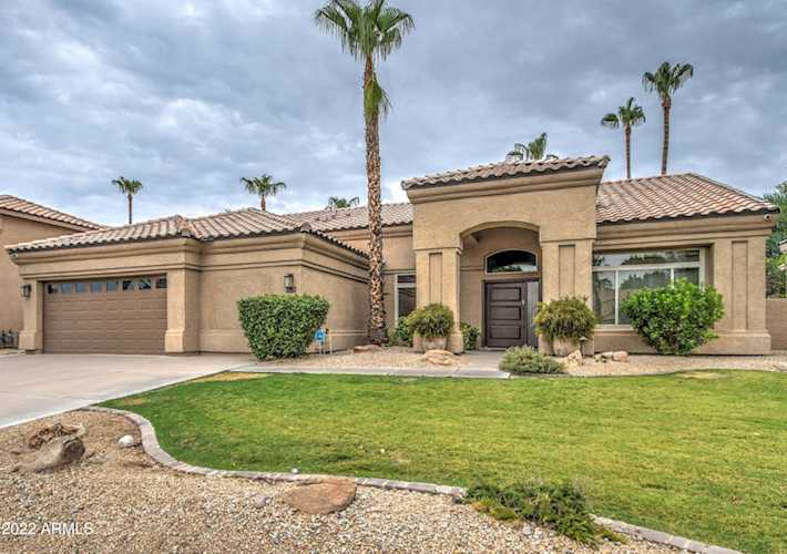 9060 E Blanche Drive Scottsdale, AZ 85260