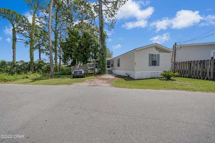 6811 Sunrise Dr Panama City FL 32407 Gulf access, canal front home! Almost 60 feet on the canal with access to the beautiful Gulf of... 730715 Bayside Park U-1 home for sale $220,000 Photo 1