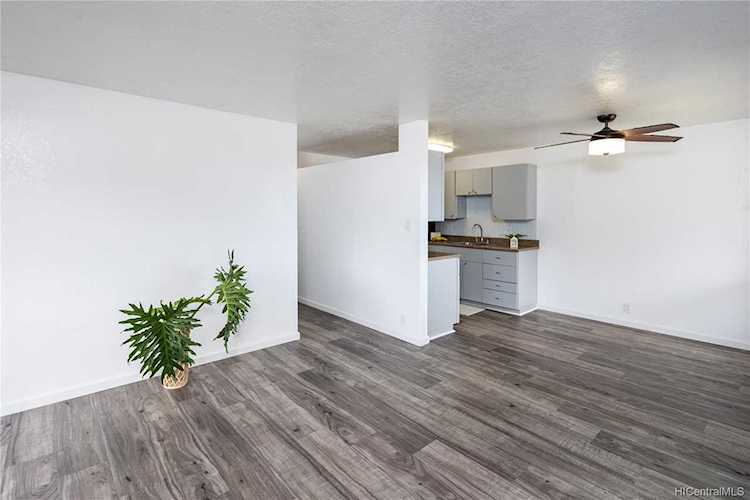 94-1151 Mopua Loop #L8 Waipahu, HI 96797