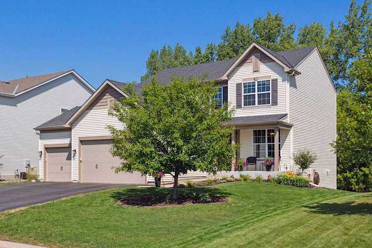17961 Hydra Court Lakeville, MN 55044