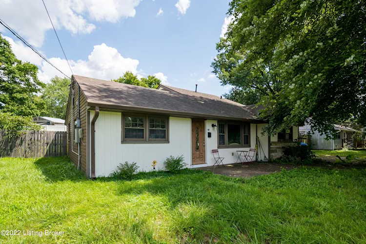 9307 Aristides Dr Louisville, KY 40272 | MLS 1619575 Photo 1