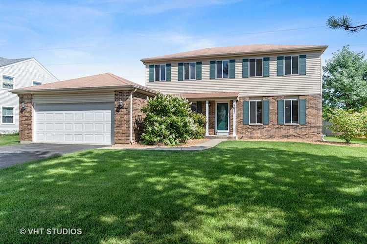 1017 Hyde Park Ln Naperville, IL 60565 | MLS 11612081 Photo 1