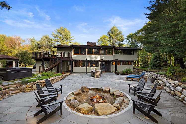 215 Garland Rd Rye, NH 03870
