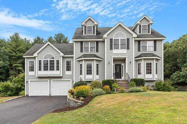 10 Babicz Road Tewksbury, MA 01876