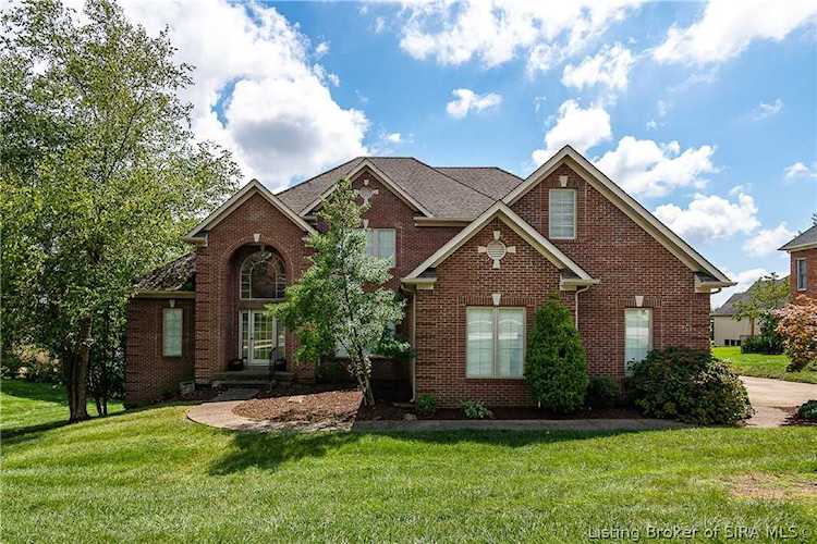 3559 Lafayette Parkway Floyds Knobs, IN 47119